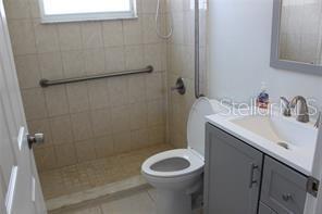 Building Photo - 15009 Lake Azure Dr