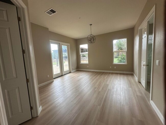 Building Photo - 583 Montori Ct