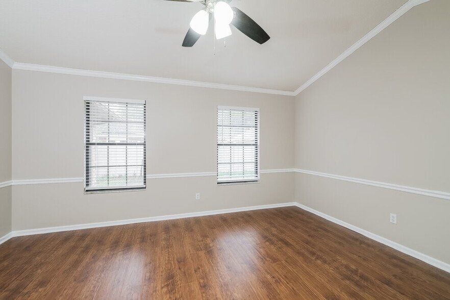 Building Photo - 1590 Rain Bird Ct