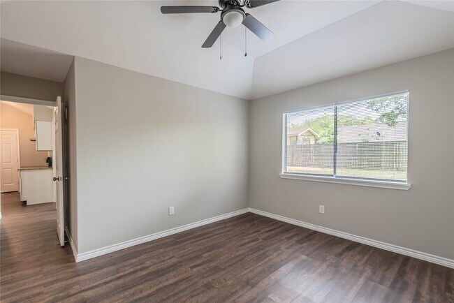 Building Photo - 7522 Pepperbrook Dr