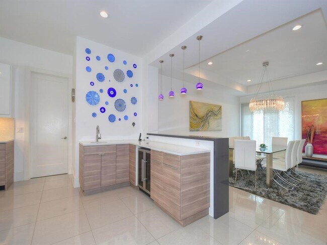 Building Photo - 14319 Shadow Garden Ln