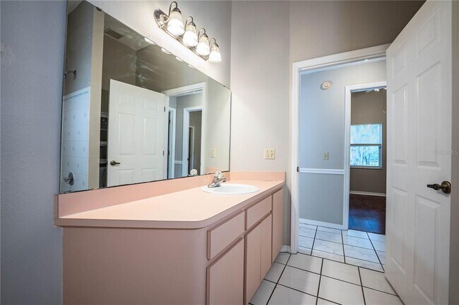 Building Photo - 2326 Deerbrook Dr