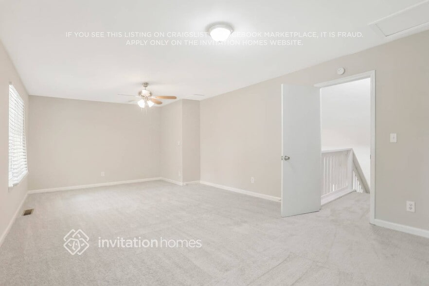 Building Photo - 1356 Gray Rock Dr