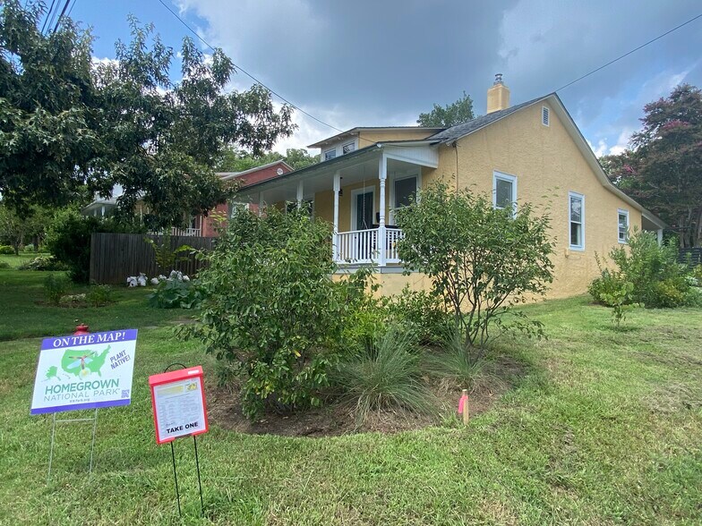native plant garden! - 719 Altavista Ave