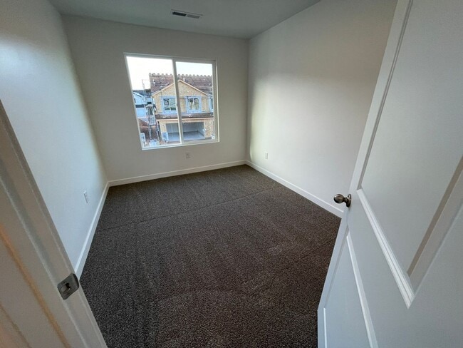 Building Photo - Brand New 3-Bed/2.5 Bath Town Home