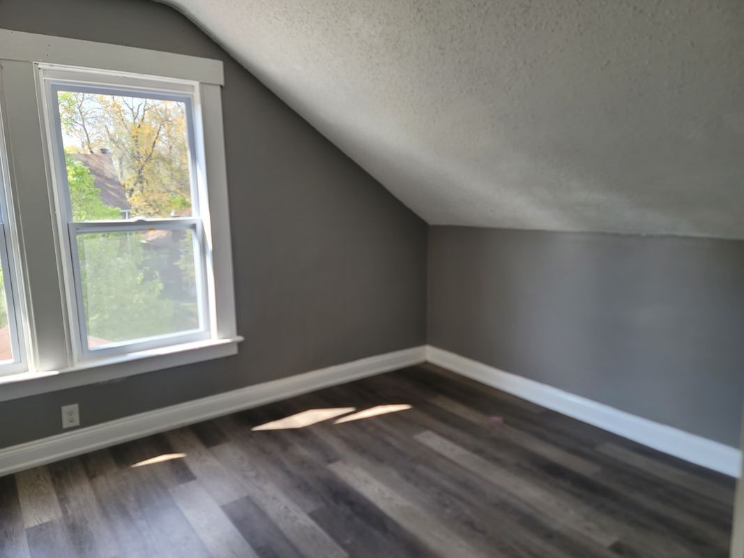Building Photo - 3726 Avondale Ave