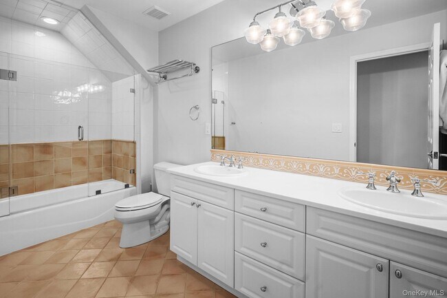 Building Photo - 105 Hardscrabble Lake Dr