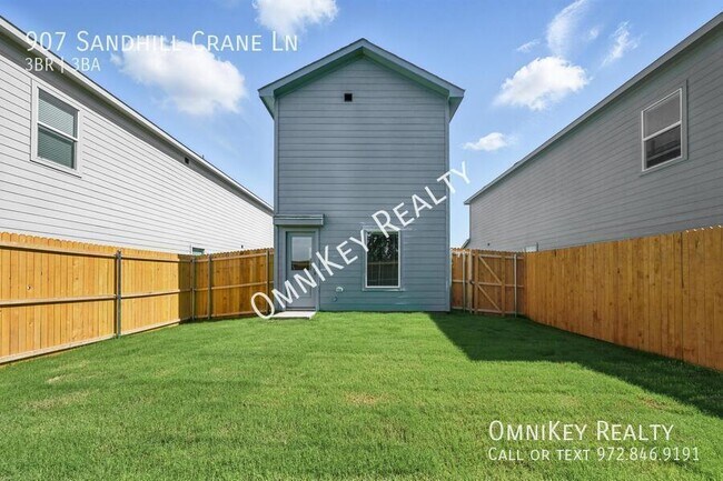 Building Photo - 907 Sandhill Crane Ln