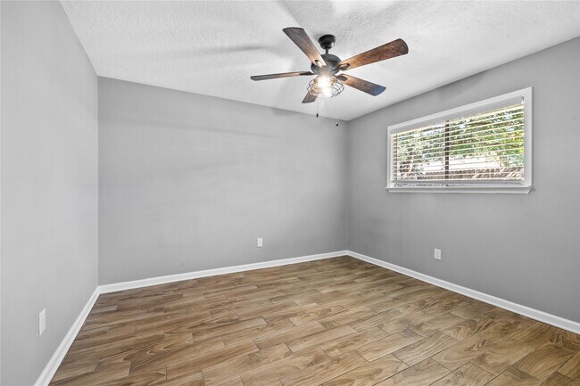 Building Photo - 19630 San Gabriel Dr