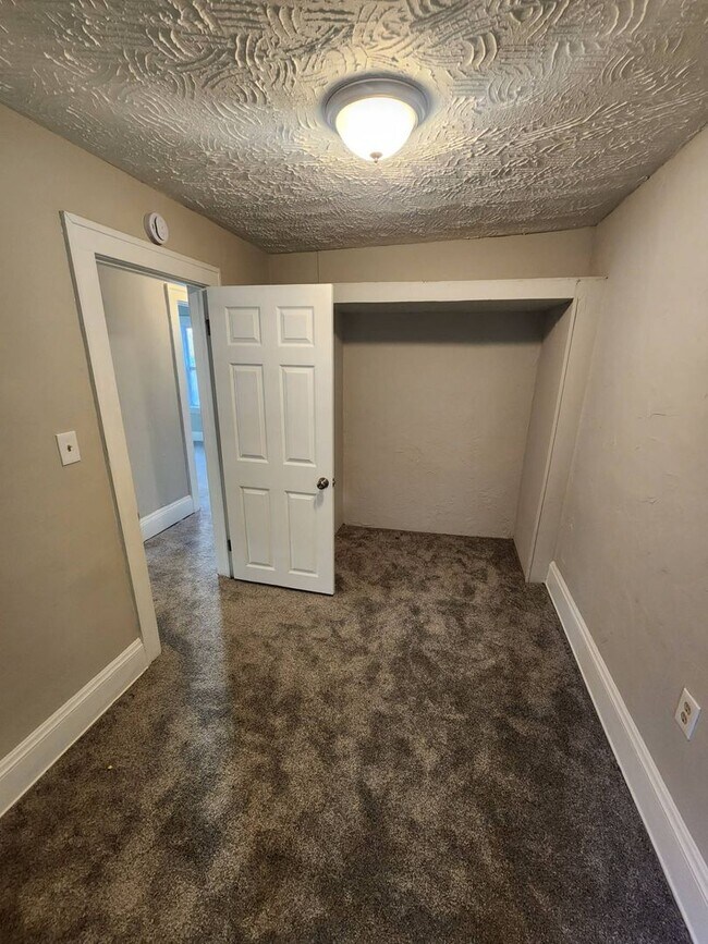 Building Photo - Beautiful 3-Bedroom Home for Rent – Perfect for Families!