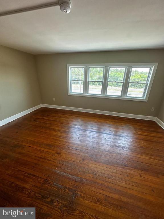 Building Photo - 3566 S Delsea Dr