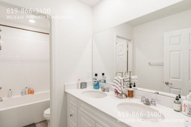 Building Photo - 10746 Porter Terr