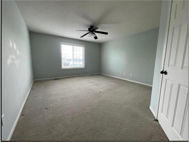 Building Photo - 10986 Isanti Ct NE