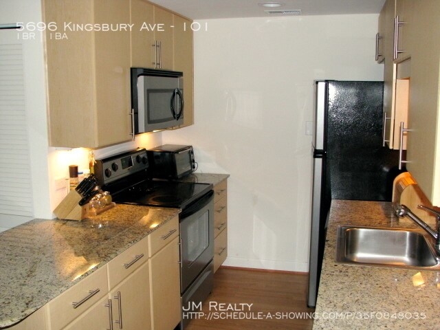 Building Photo - 5696 Kingsbury, #101