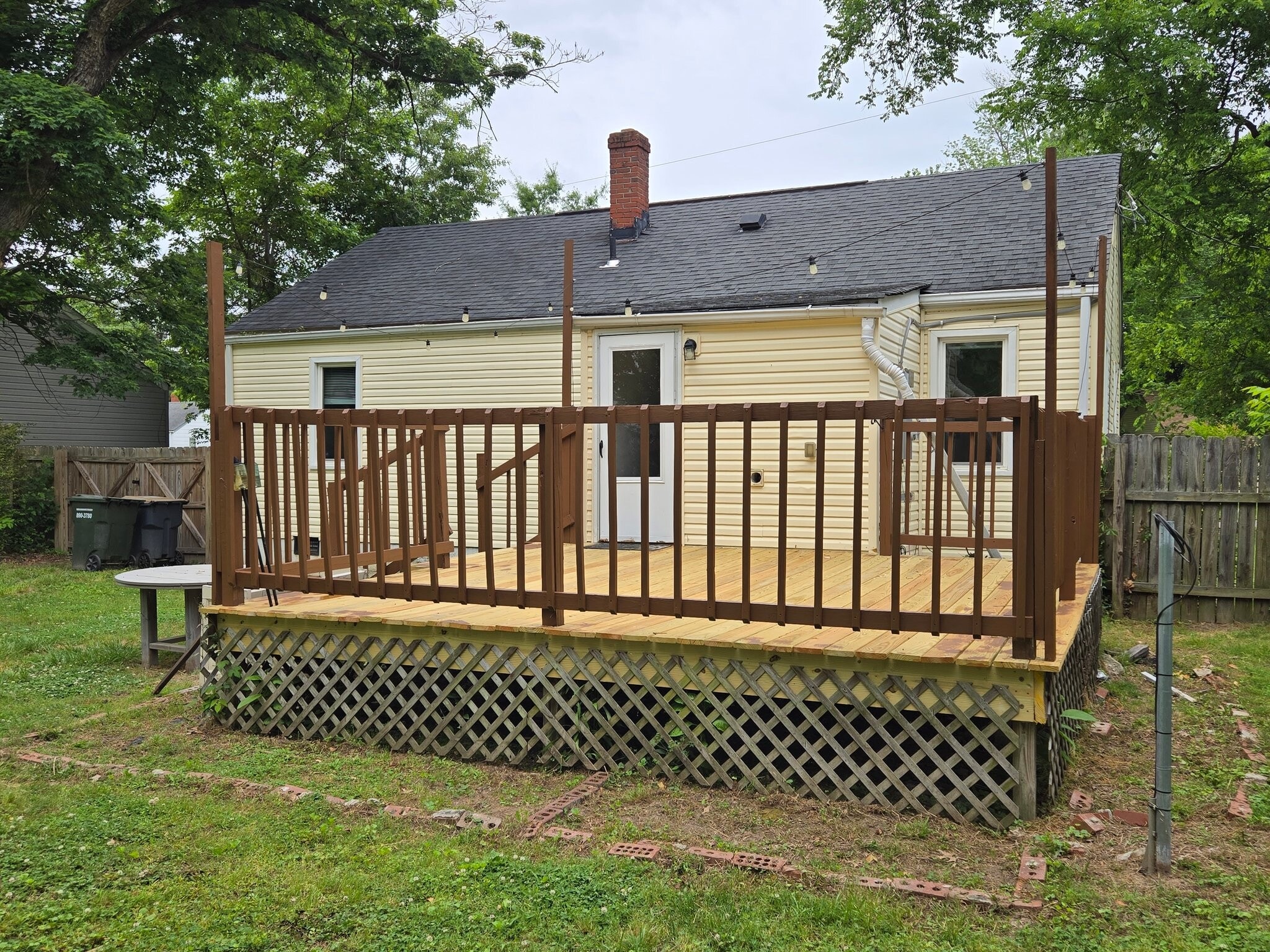 Building Photo - 1115 Stewart Dr