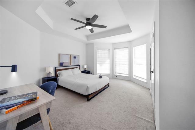 Building Photo - 5205 Panama Dr