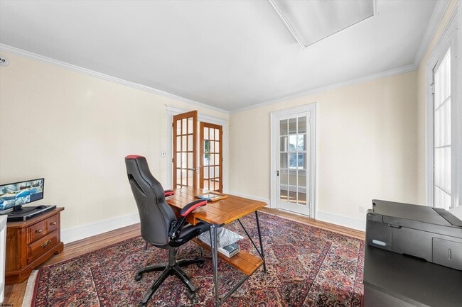 Building Photo - 616 W Ocean Heights Ave