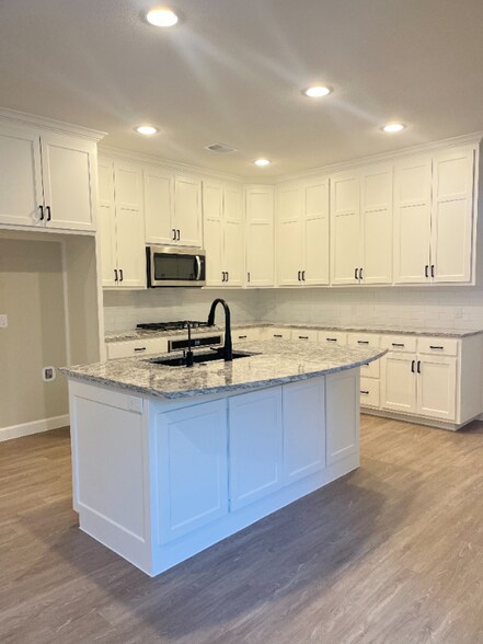 Building Photo - 1302 Milltown Rd