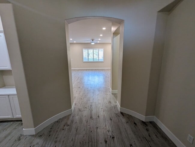 Building Photo - 9976 Liberty View Rd