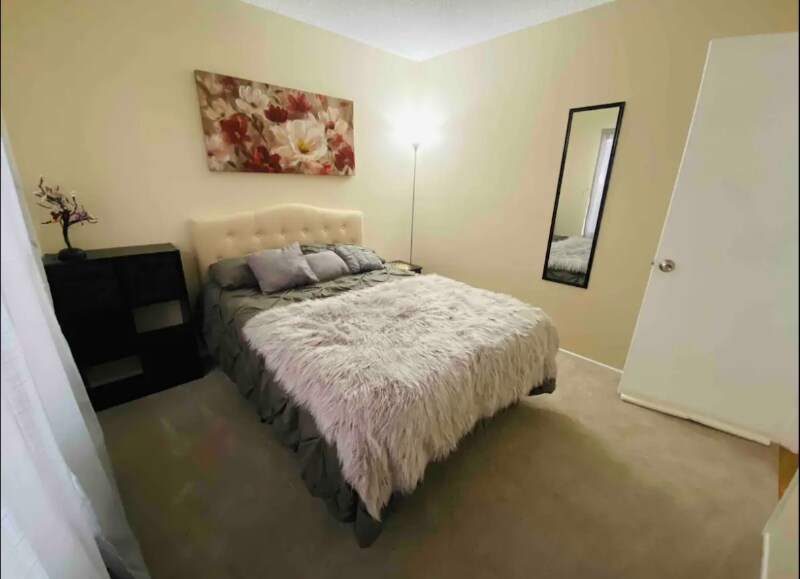 Building Photo - 7227 Empress Dr