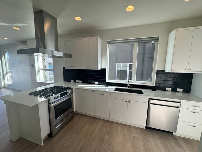 Building Photo - 3737 S Dawson St