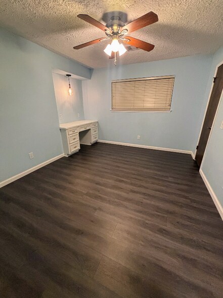 Building Photo - 714 Whitecap Dr