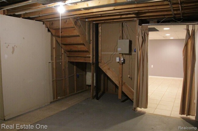 Building Photo - 40690 Bluesprings Ct