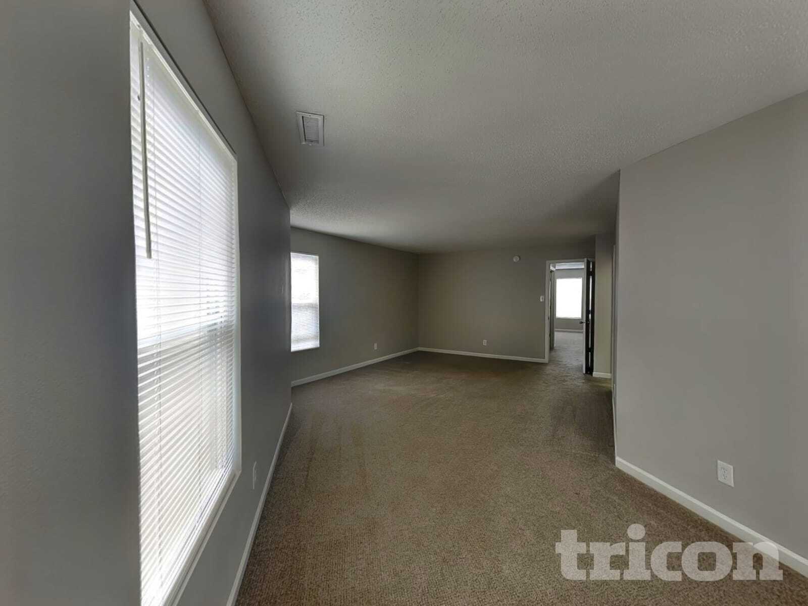 Building Photo - 6210 Robur Ct