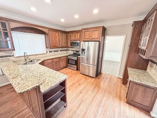 Building Photo - Acworth 4BR/3.5BA Finished Basement