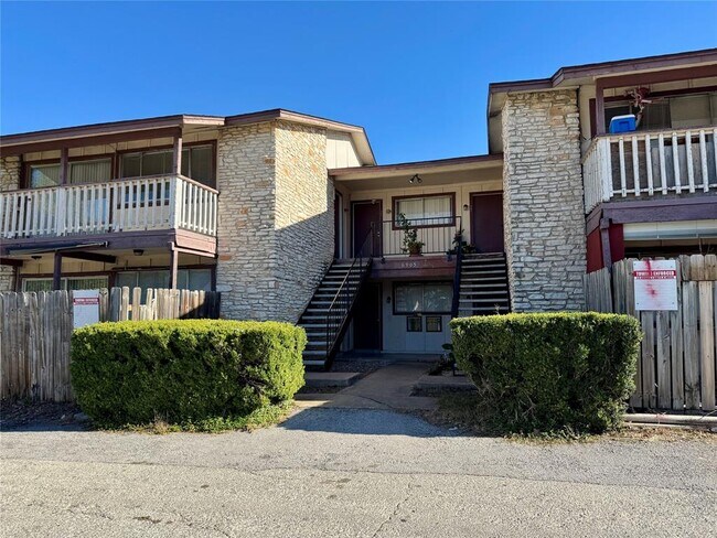 Primary Photo - 8905 Parkfield Dr