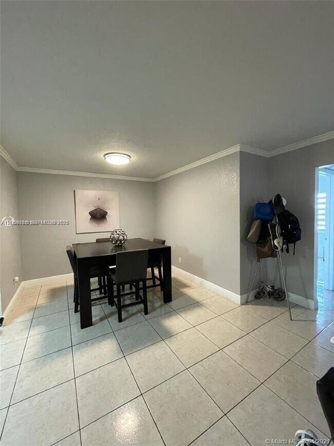 Building Photo - 12860 SW 43rd Dr