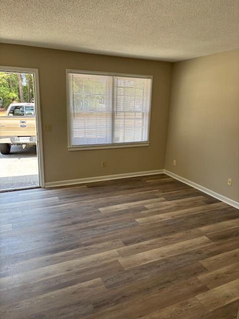 Building Photo - 1090 N Guignard Dr