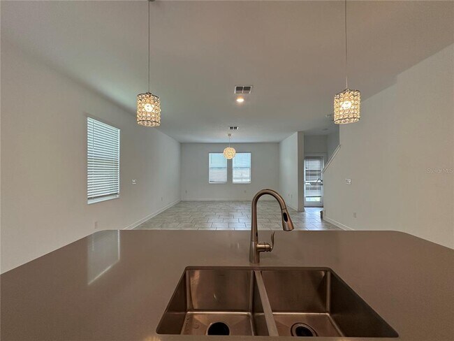 Building Photo - 2989 Howley Aly
