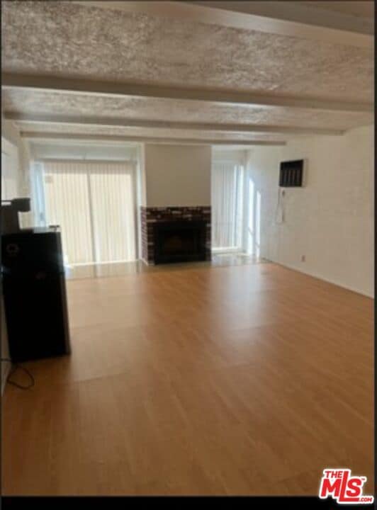 Building Photo - 4834 W 142nd St