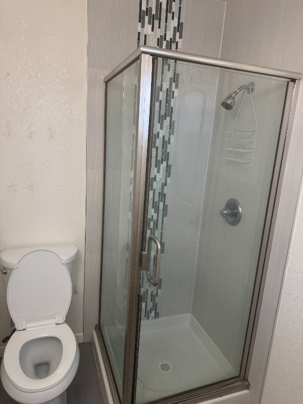 Building Photo - 914 McCreery Ave