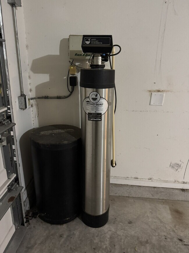 Building Photo - FOR RENT!!!!!-   2nd months rent is FREE!!!!