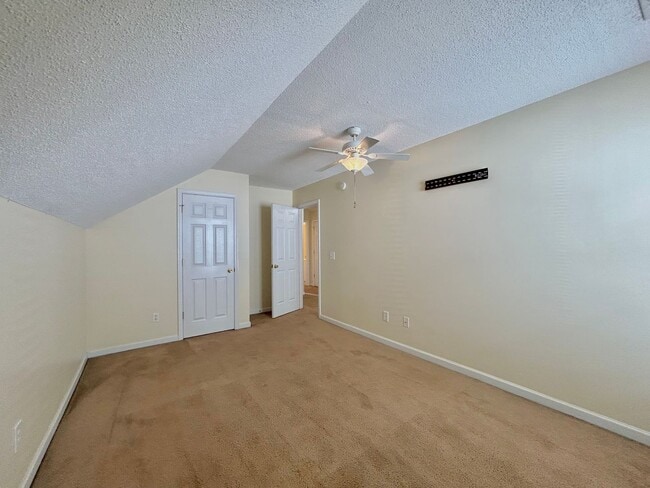 Building Photo - Charming Home on Corner Lot in Lake Caroli...