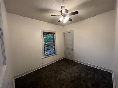 Building Photo - "Charming 2-Bedroom Minneapolis Retreat - Spacious 960 Sq. Ft. Home!"