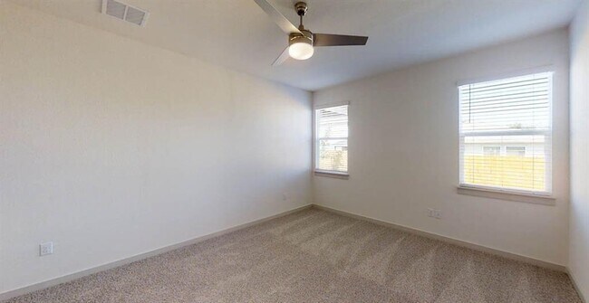 Building Photo - 3708 Niddry Dr