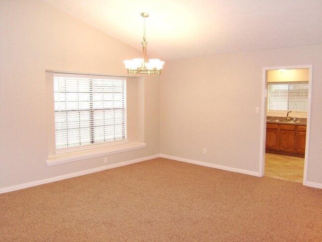 Building Photo - Great N Plano Home!