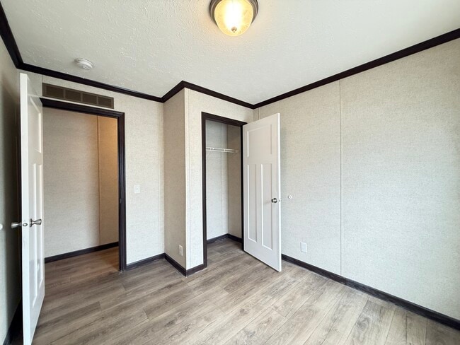 Building Photo - 38110 Versailles St