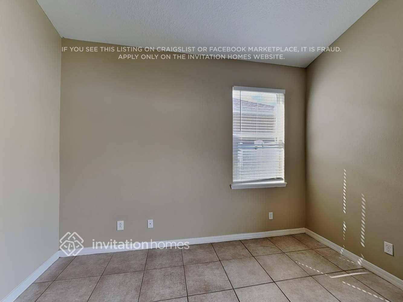 Building Photo - 1527 Diamond Falls Way