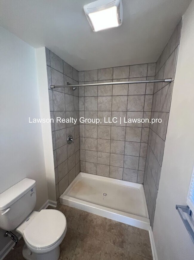 Building Photo - Newer Construction in Vinton with Incredible Mountain Views and  Attached Garage