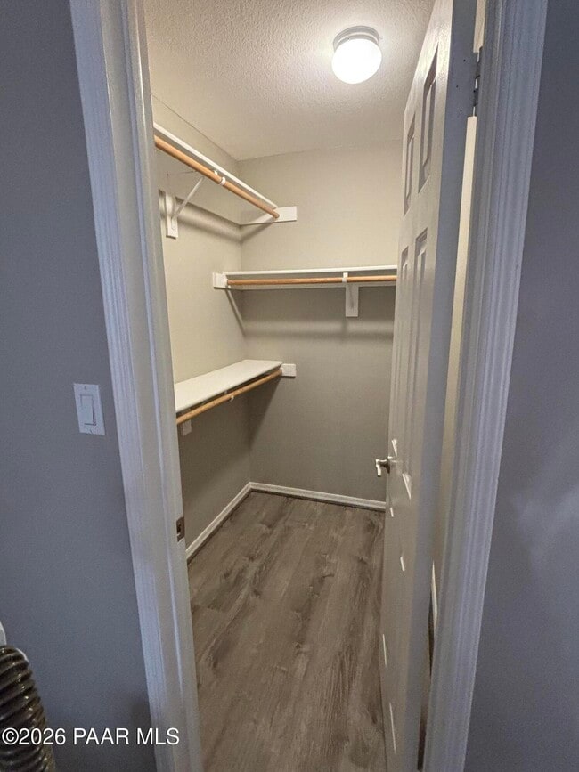 Building Photo - 8787 E Mountain View Rd