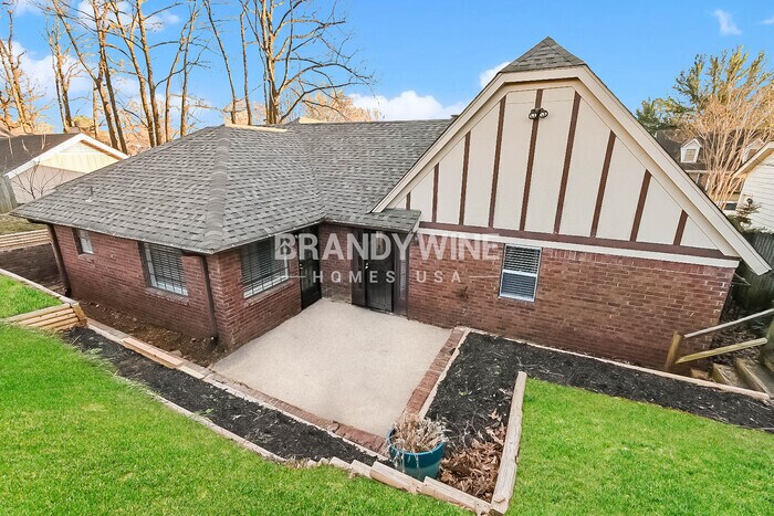 Building Photo - 7024 Rockingham Rd