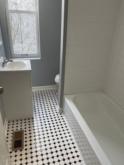 Building Photo - 2739 W Montgomery Ave