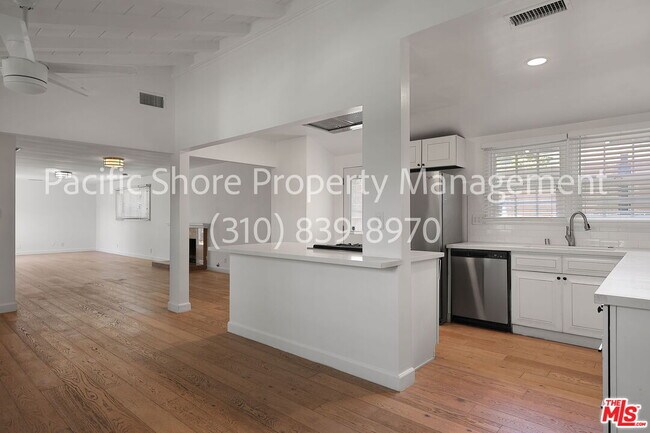 Building Photo - 2884 Dunleer Pl