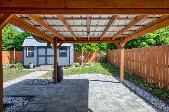 Building Photo - 5277 Peach Dr