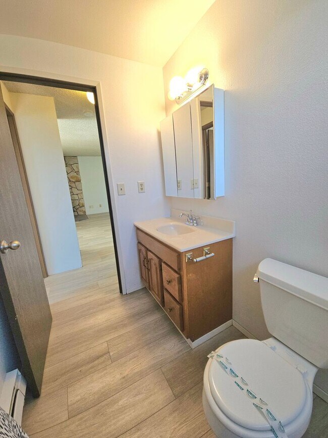 Building Photo - 2bed/1bath Edgewood Duplex*****COMING SOON***