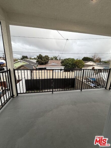 Building Photo - 8624 Graham Ave